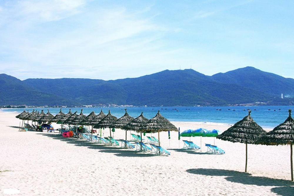 Lucia Beach Hotel ダナン市 エクステリア 写真