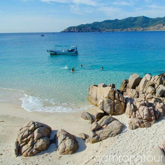 Lucia Beach Hotel ダナン市 エクステリア 写真